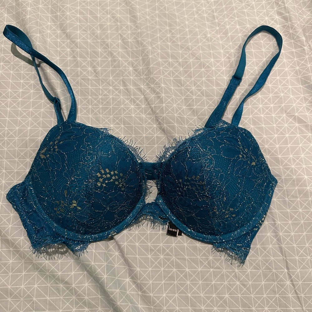 Blue VS Lace Bra in size 32B